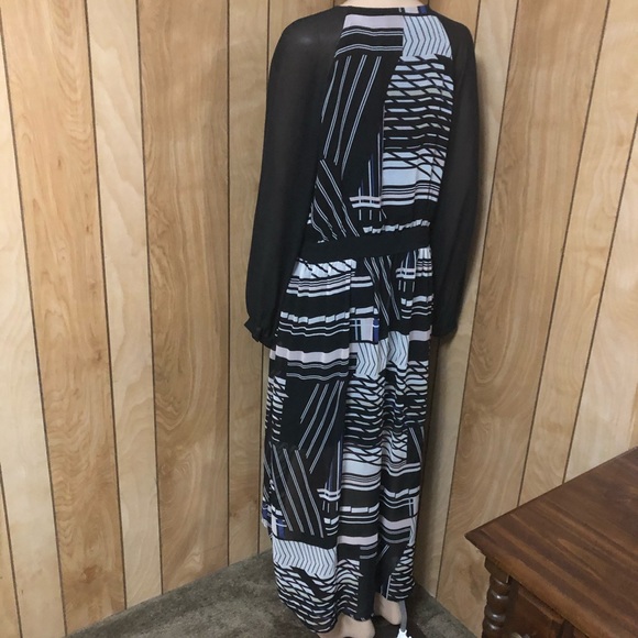 Geometric Print Chiffon High Low Dress - Picture 3 of 4